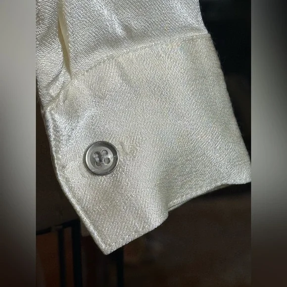 Vintage 1980s Cream Silk Bow Blouse - Picture 12 of 12